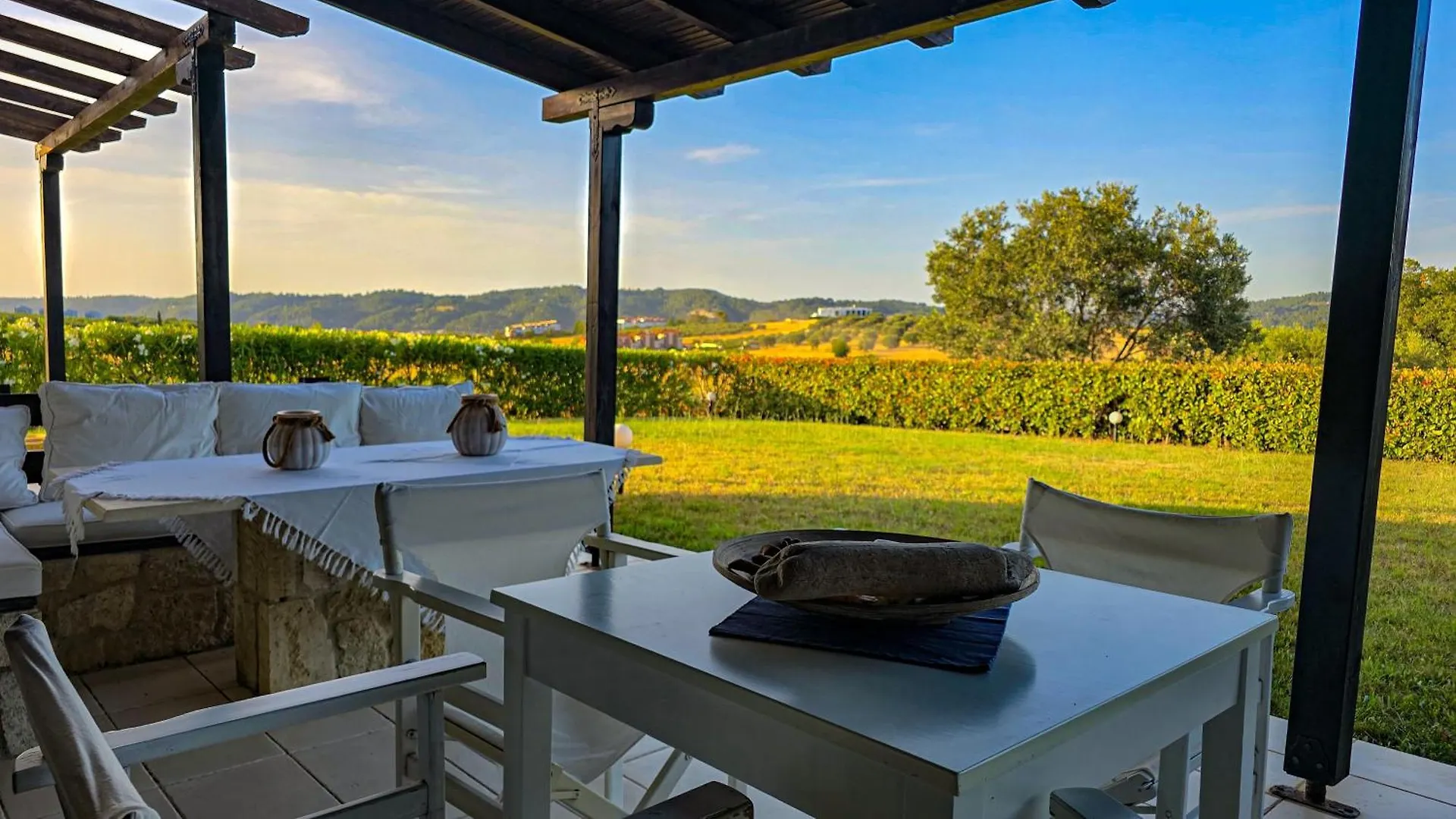 Manuela'S Stone Heaven Retreat Villa Kalandra