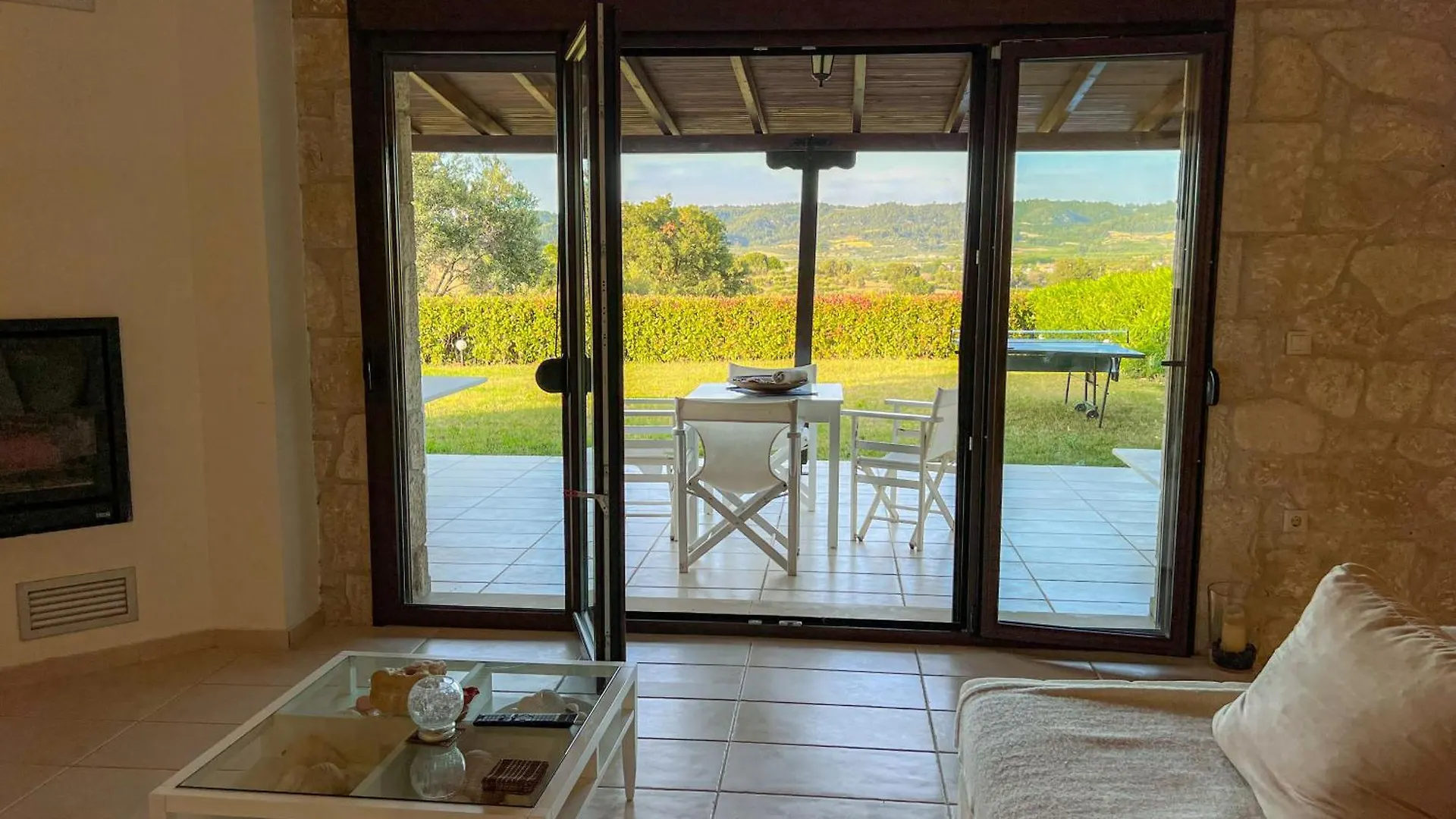 Manuela'S Stone Heaven Retreat Villa Kalandra