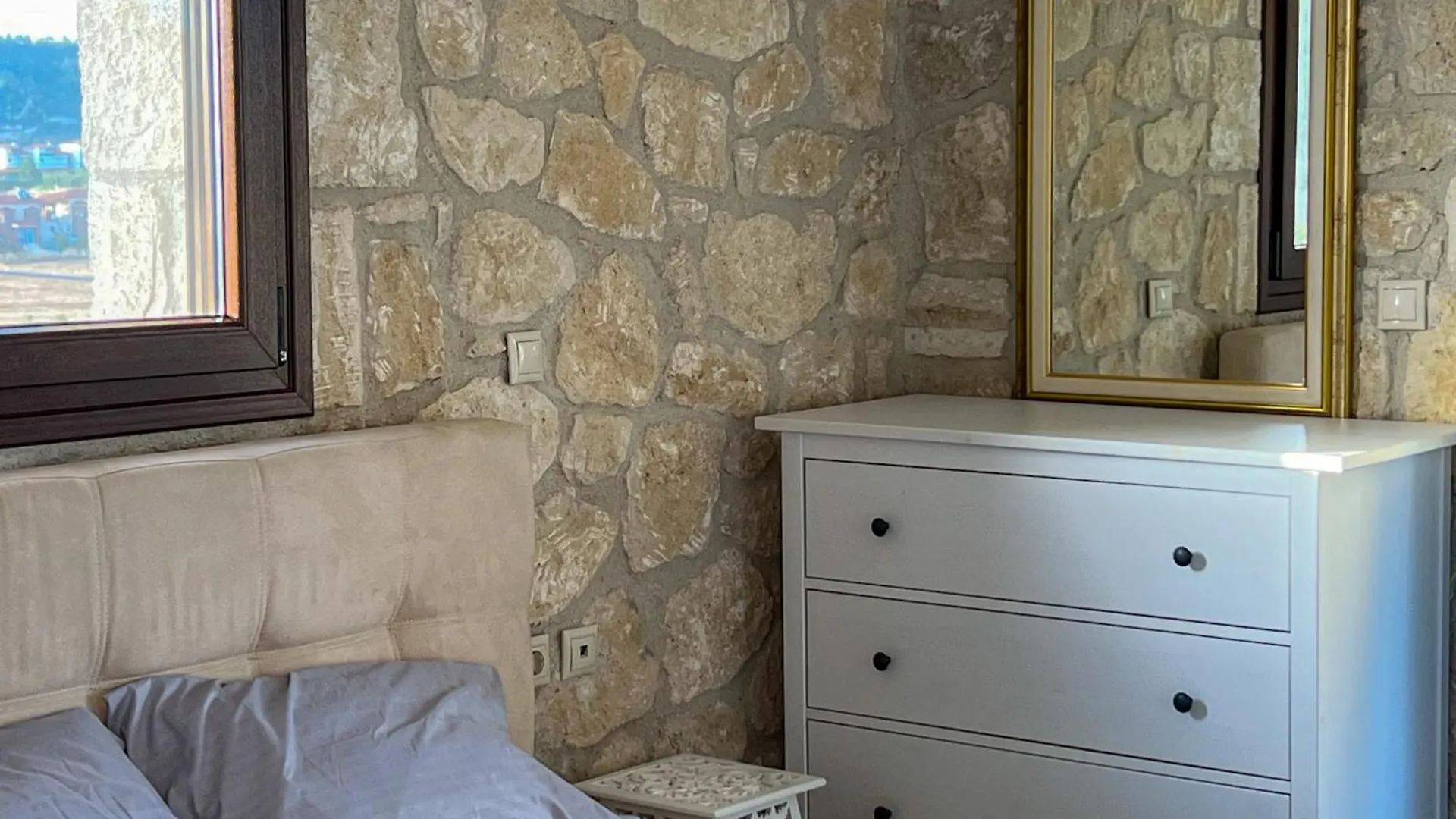 Manuela'S Stone Heaven Retreat Villa Kalandra